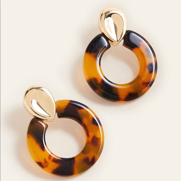 Ann Taylor Jewelry - Ann Taylor tortoiseshell print ring nugget drop earring